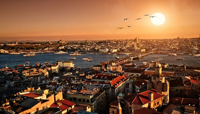 Essencias Orientais: Istambul, India e Dubai